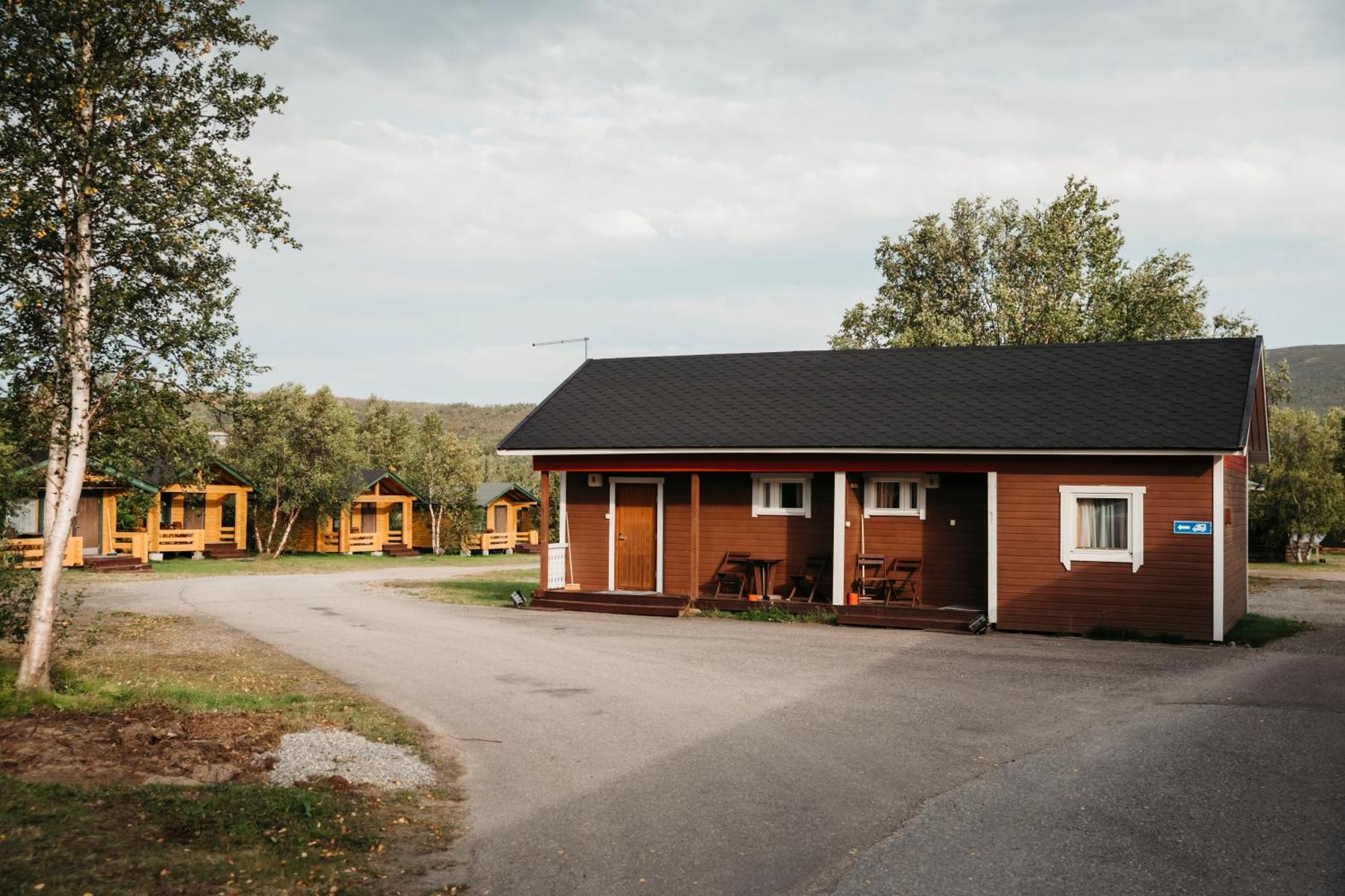 Village Nuorgamin Lomakeskus
